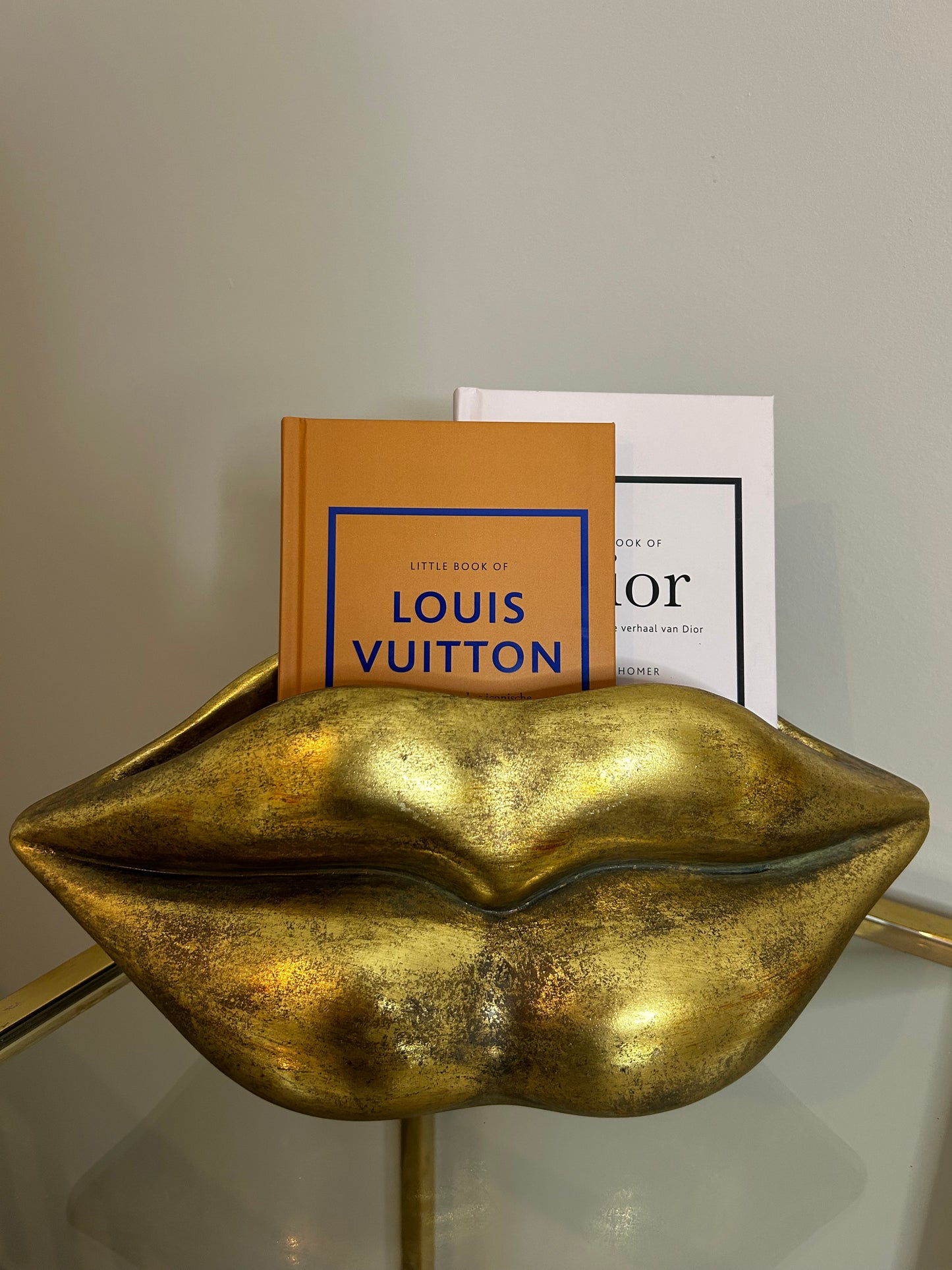 Lip vaas goud