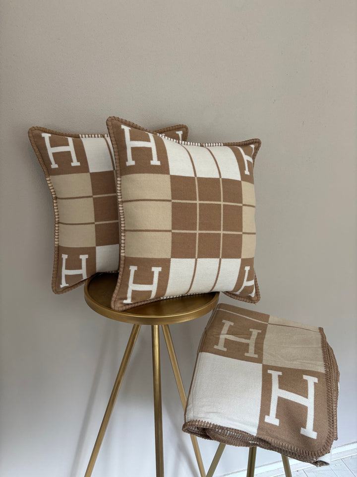 Beige/brown