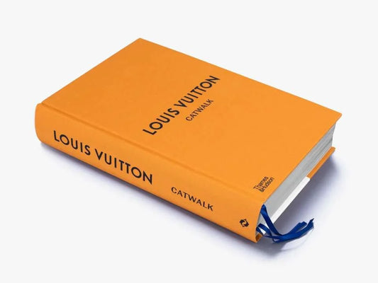 Louis Vuitton catwalk boek